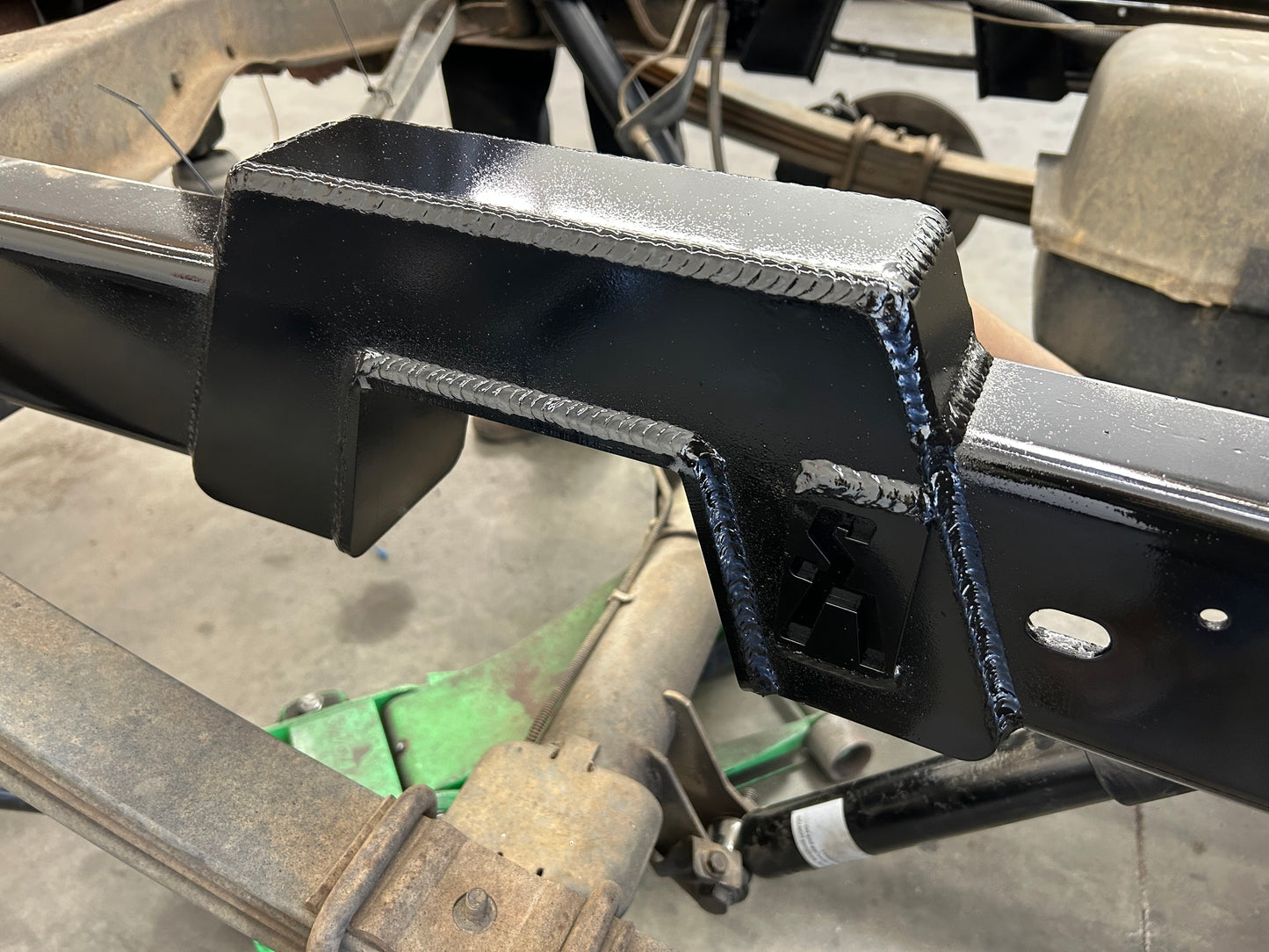 1988-1998 CHEVY GMC OBS UNDERBED NOTCH