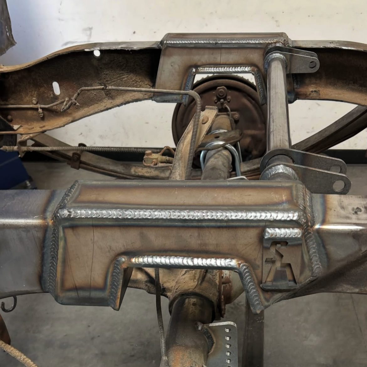 1973-1987 CHEVY GMC C10 UNDERBED NOTCH